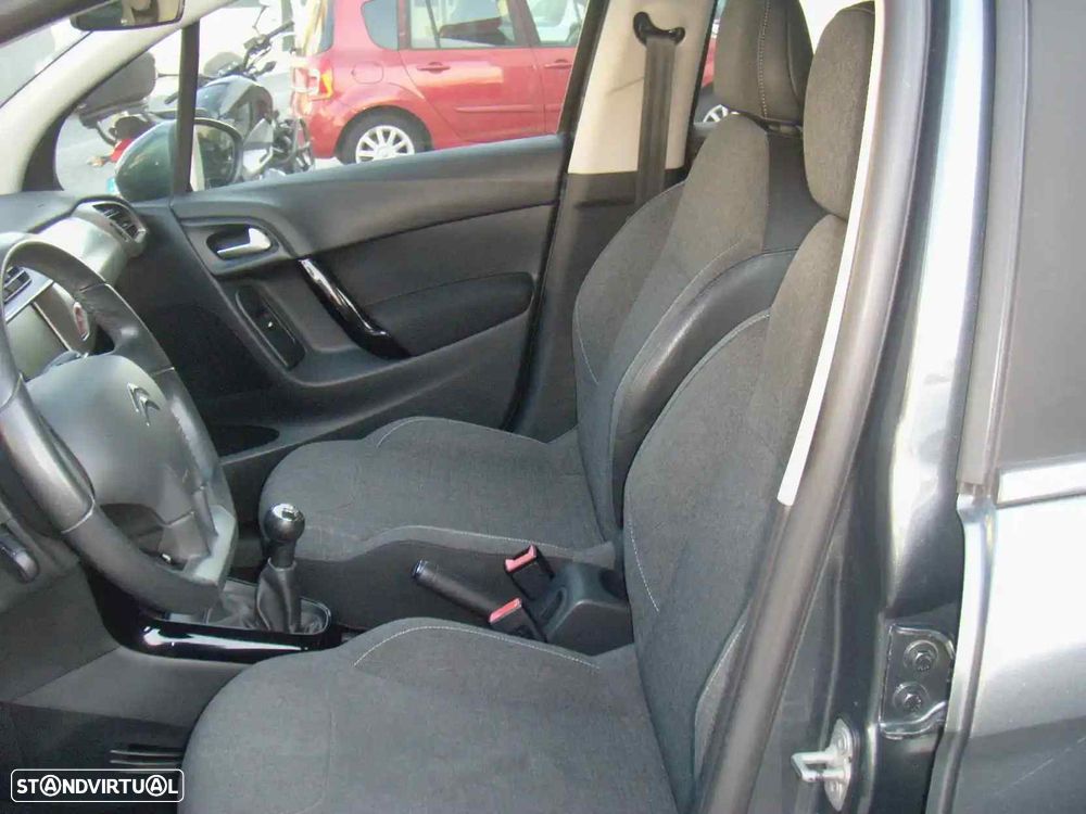 Citroën C3 1.6 BlueHDi Exclusive - 21