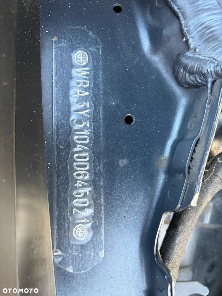 BMW 3GT 320d Sport Line - 28