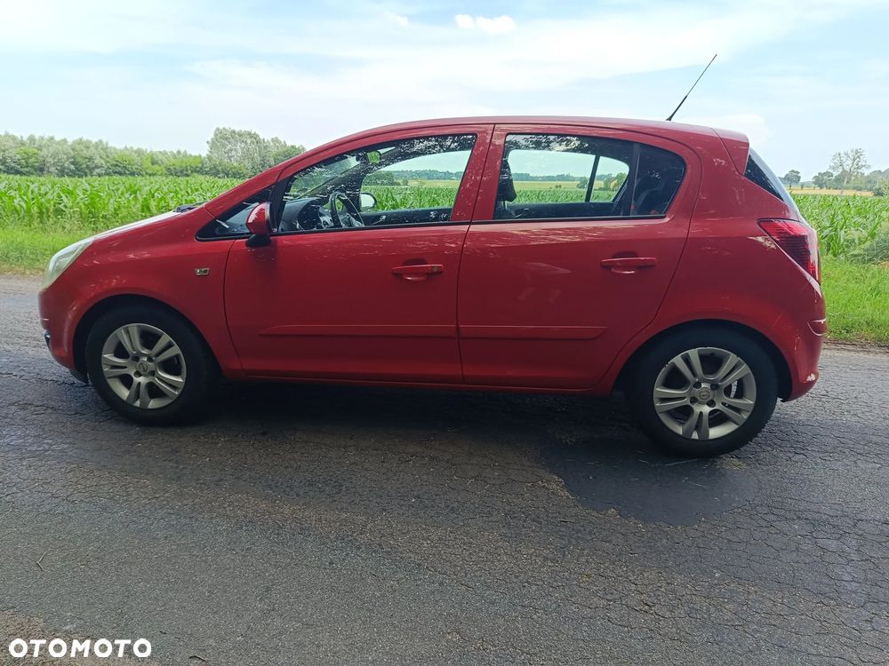 Opel Corsa 1.4 16V Enjoy - 4