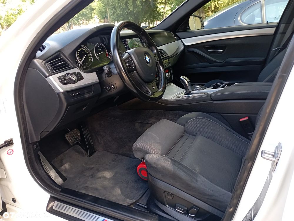BMW Seria 5 535d xDrive - 7