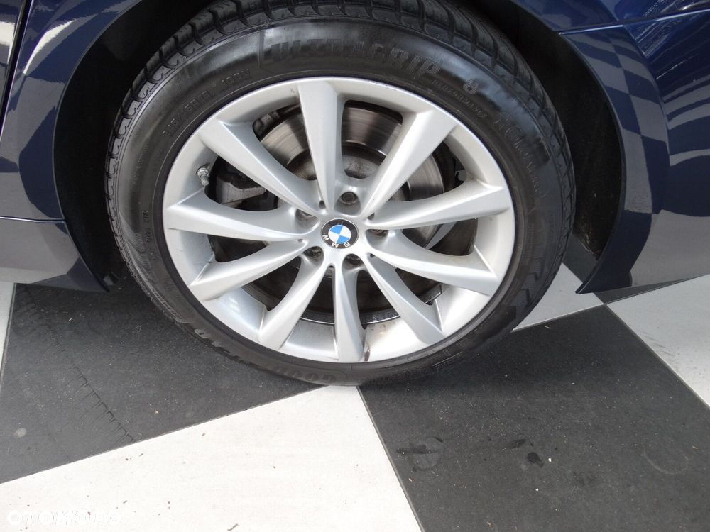 BMW Seria 5 525d Luxury Line sport - 19