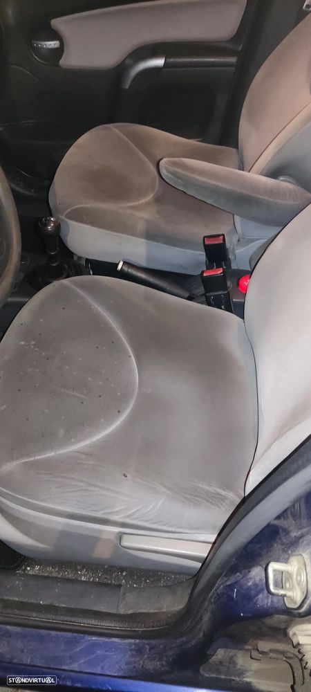 Citroën C3 1.4 HDi Exclusive - 6