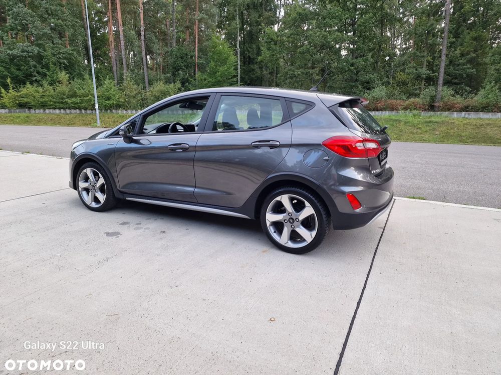 Ford Fiesta - 10