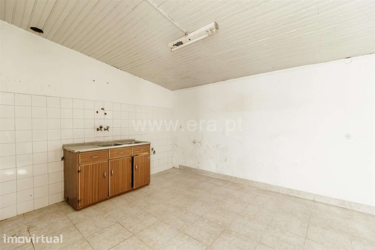 Prédio T5 / Covilhã, Tortosendo - Grande imagem: 5/20
