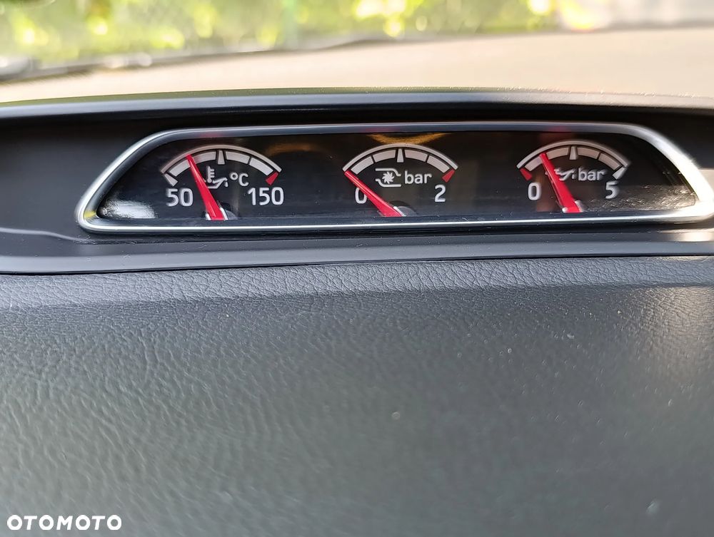 Ford Focus 2.0 EcoBoost ST - 14
