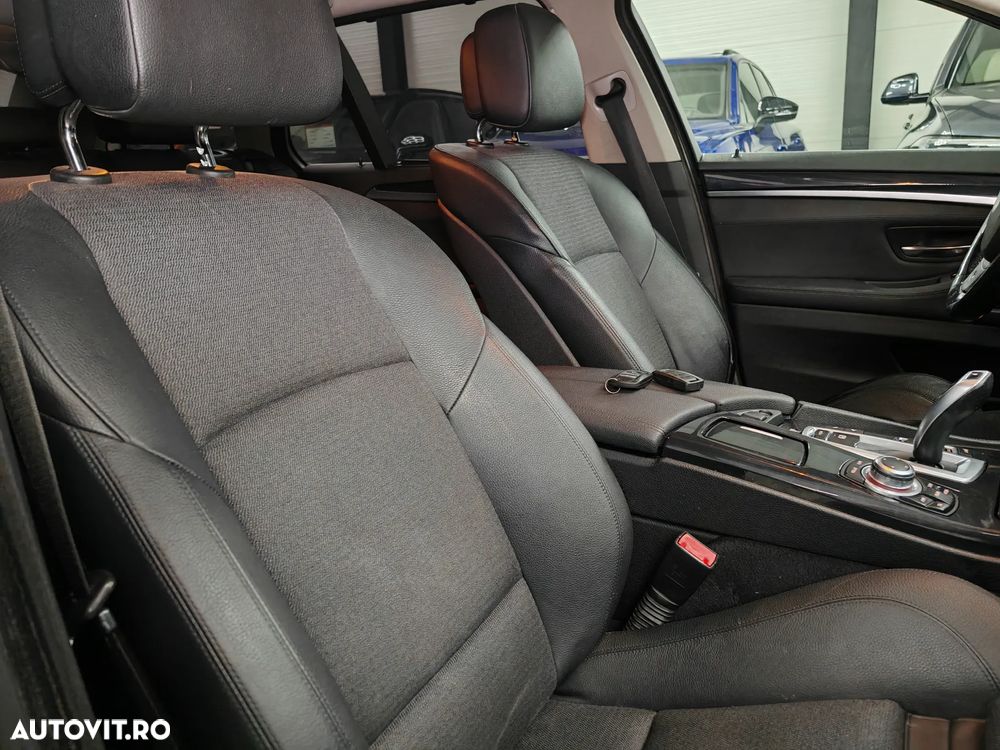 BMW Seria 5 525d xDrive Touring Sport-Aut. - 20