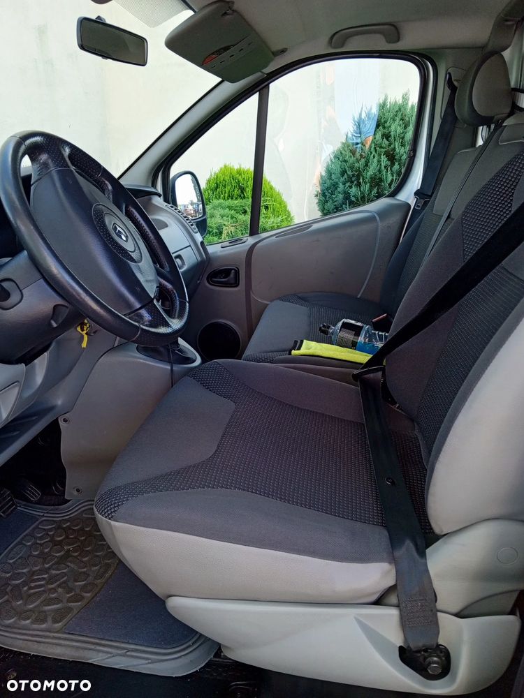 Opel Vivaro - 13