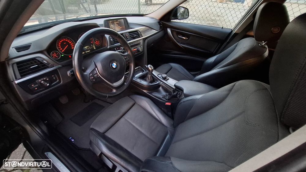 BMW 318 d Line Sport - 19