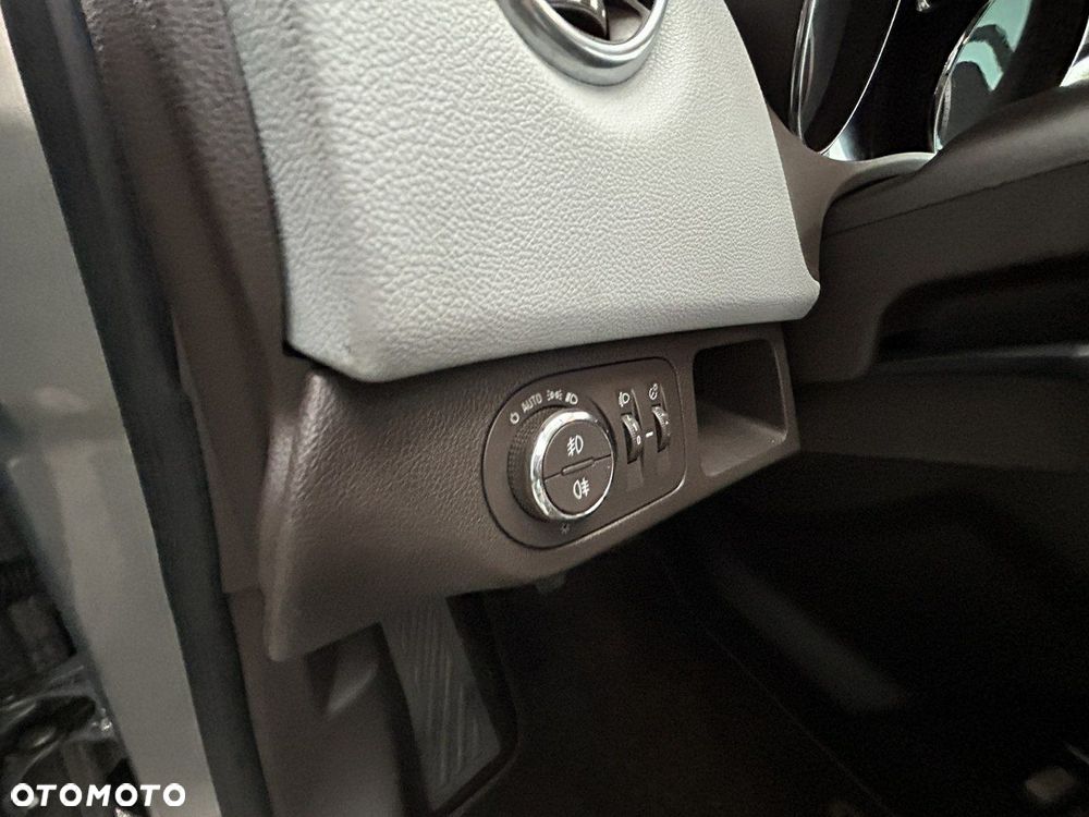 Opel Meriva 1.4 T Cosmo - 11