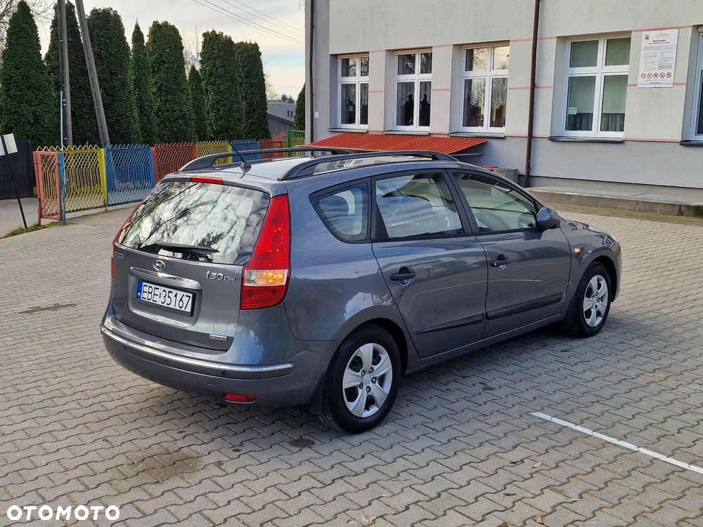 Hyundai i30 1.6 CRDi Comfort - 13