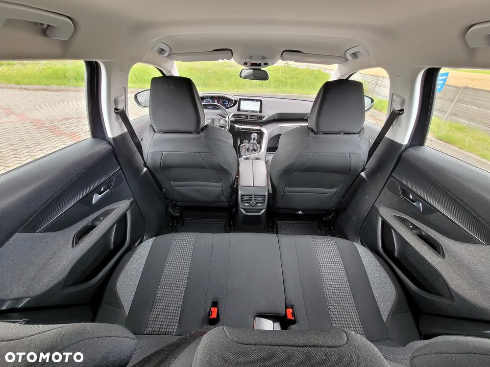 Peugeot 3008 - 20
