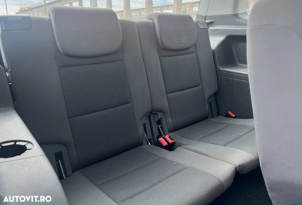 Volkswagen Touran 1.6 TDI DPF Comfortline - 10