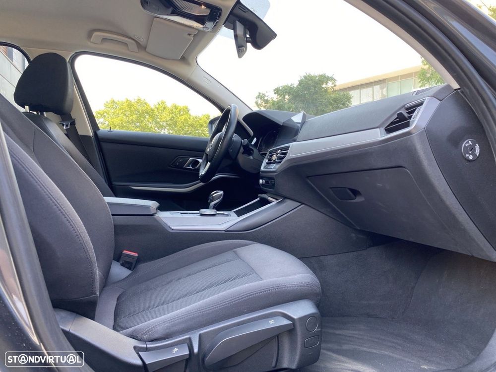 BMW 330 e Auto - 15