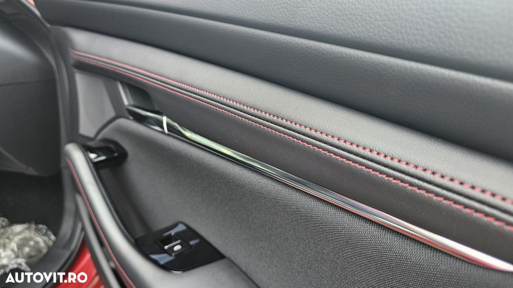 Mazda 3 e-Skyactiv G140 AT MHEV Homura - 13