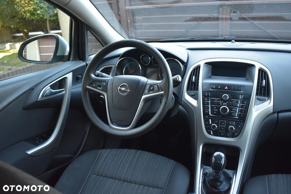 Opel Astra - 17