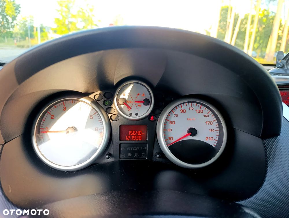 Peugeot 206 plus 75 - 20