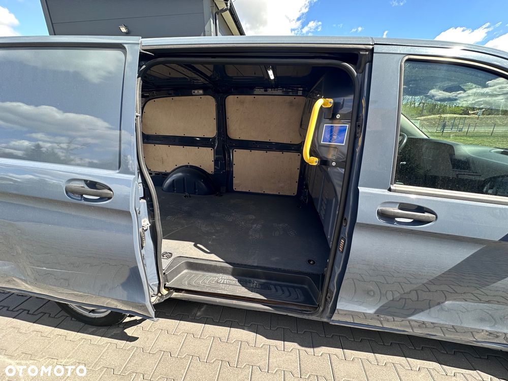 Mercedes-Benz Vito - 9