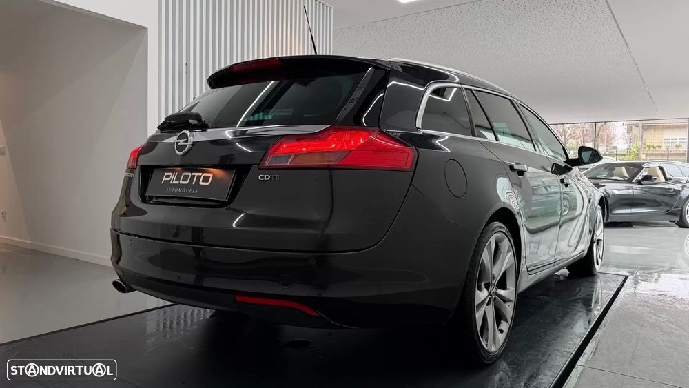 Opel Insignia Sports Tourer - 8