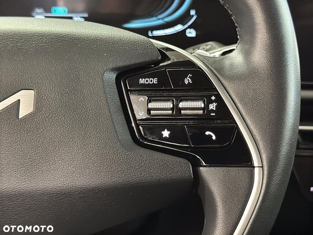 Kia Niro 1.6 GDI Hybrid M - 22