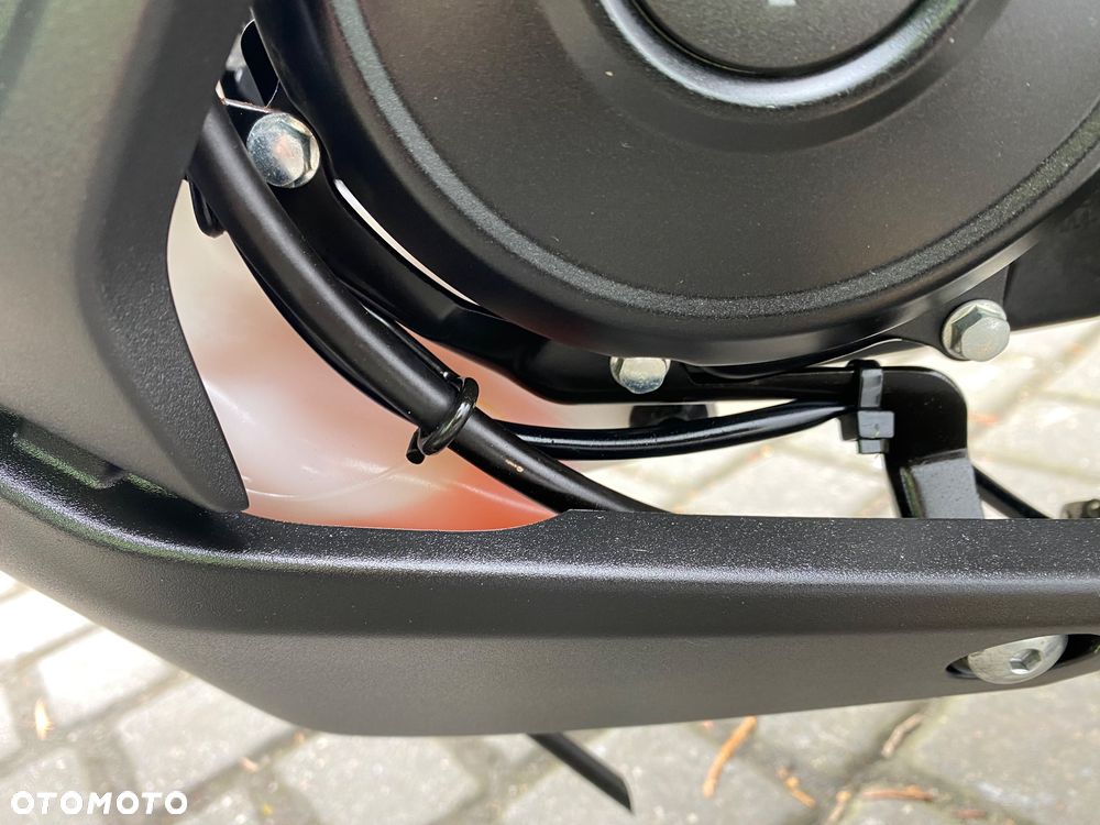 Yamaha MT - 39