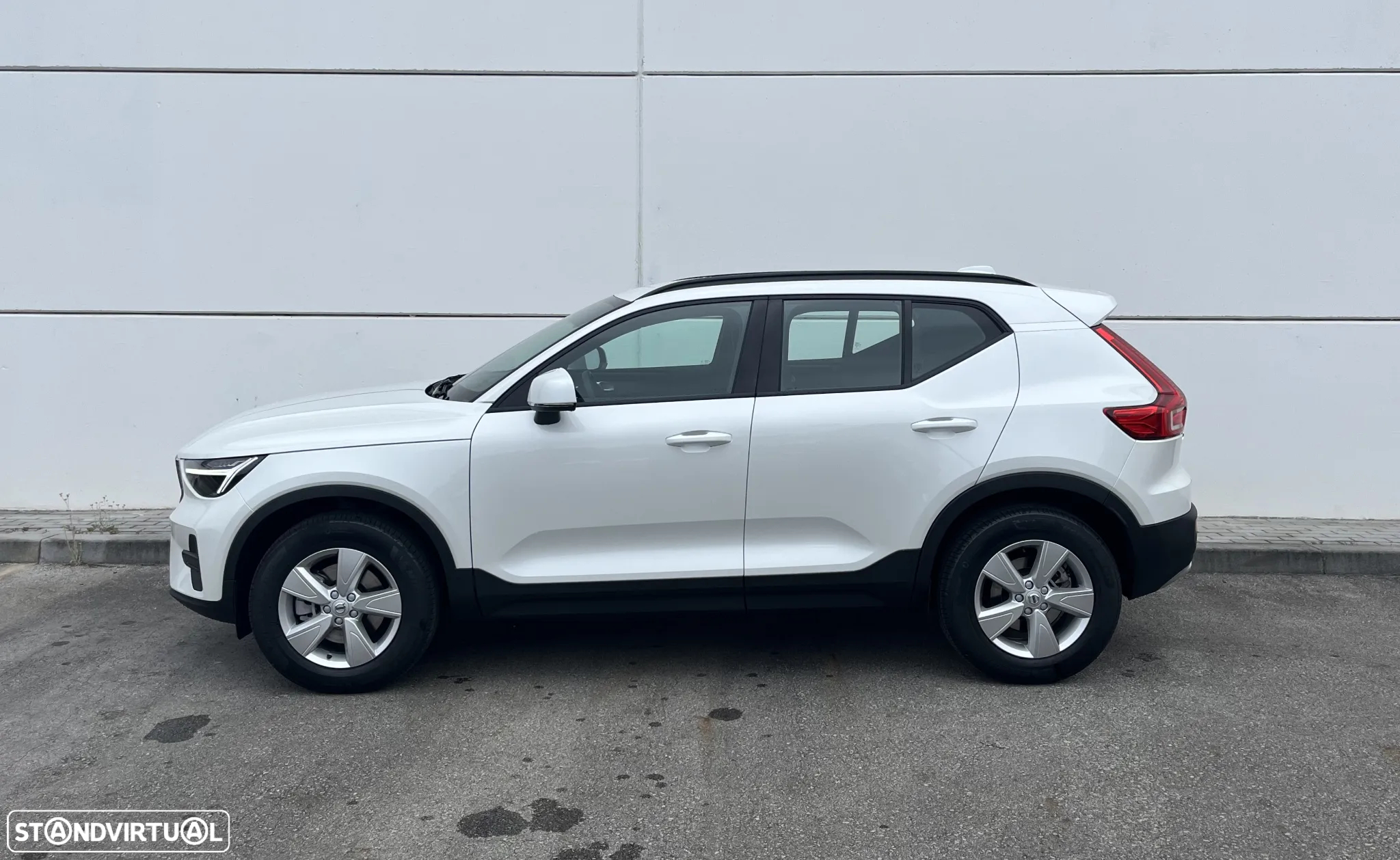 Volvo XC 40 2.0 B3 Essential - 8