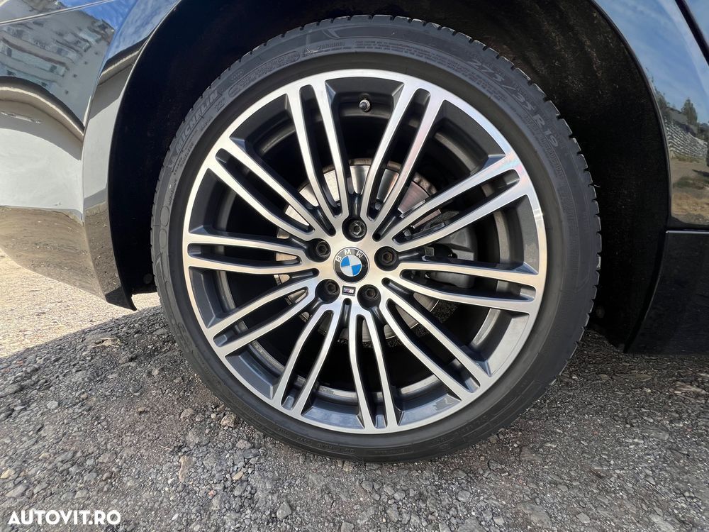 BMW Seria 5 520d AT - 11