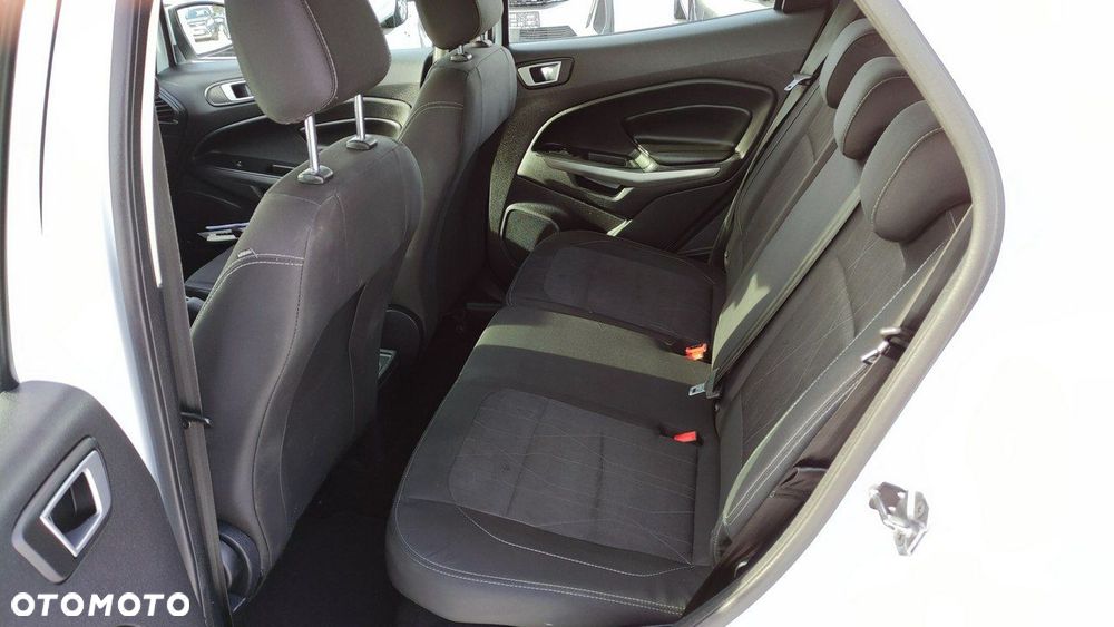 Ford EcoSport - 26