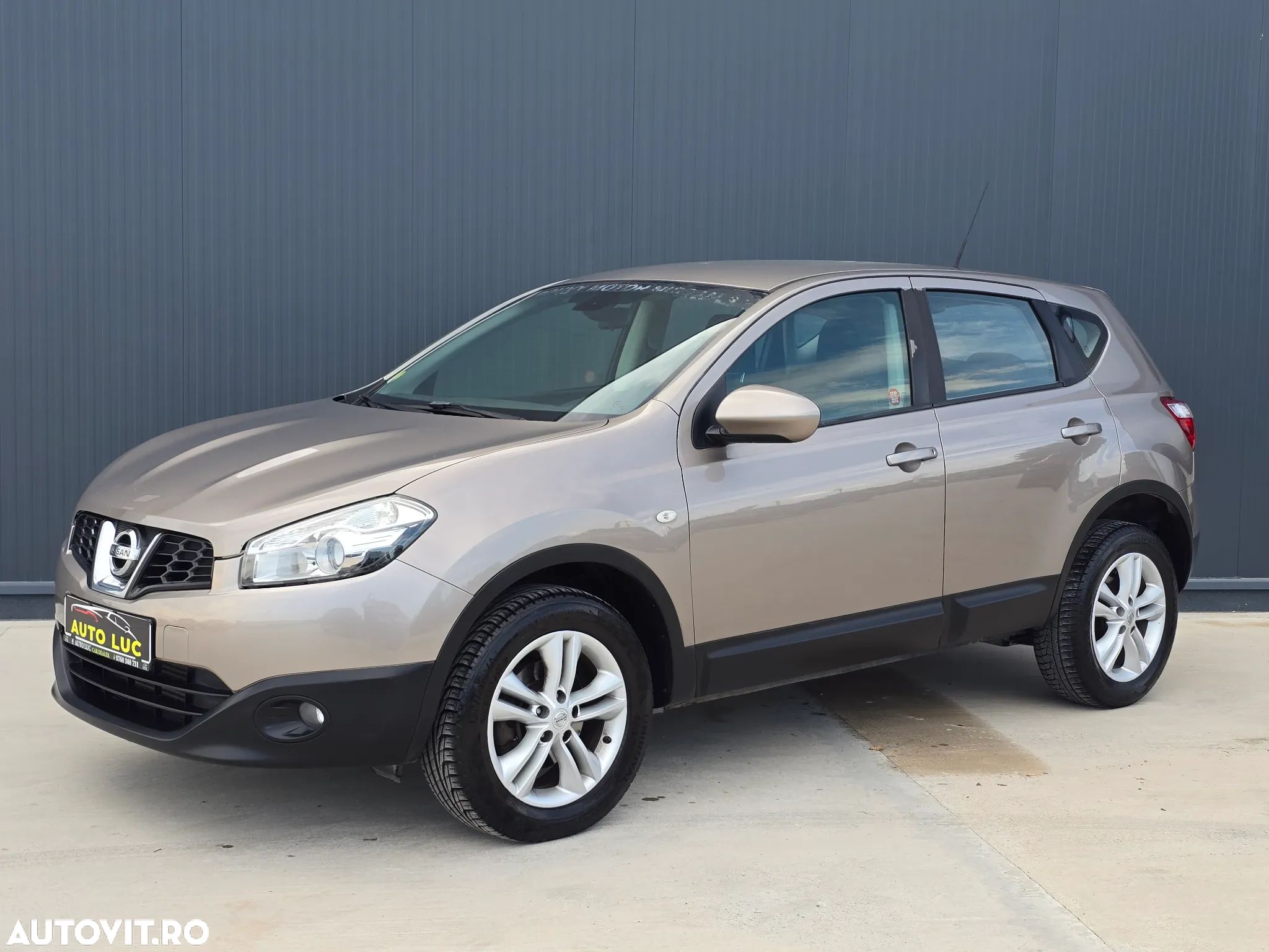 Nissan Qashqai 1.5 DCI Start/Stop Tekna - 1