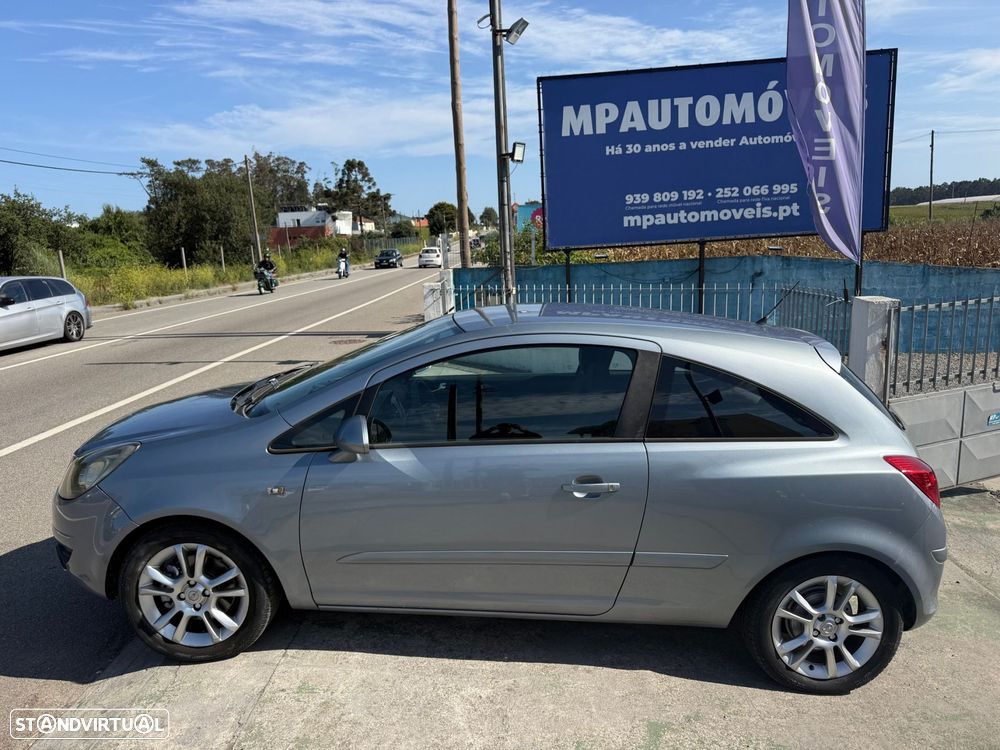 Opel Corsa 1.3 CDTi Enjoy — fotografia 7