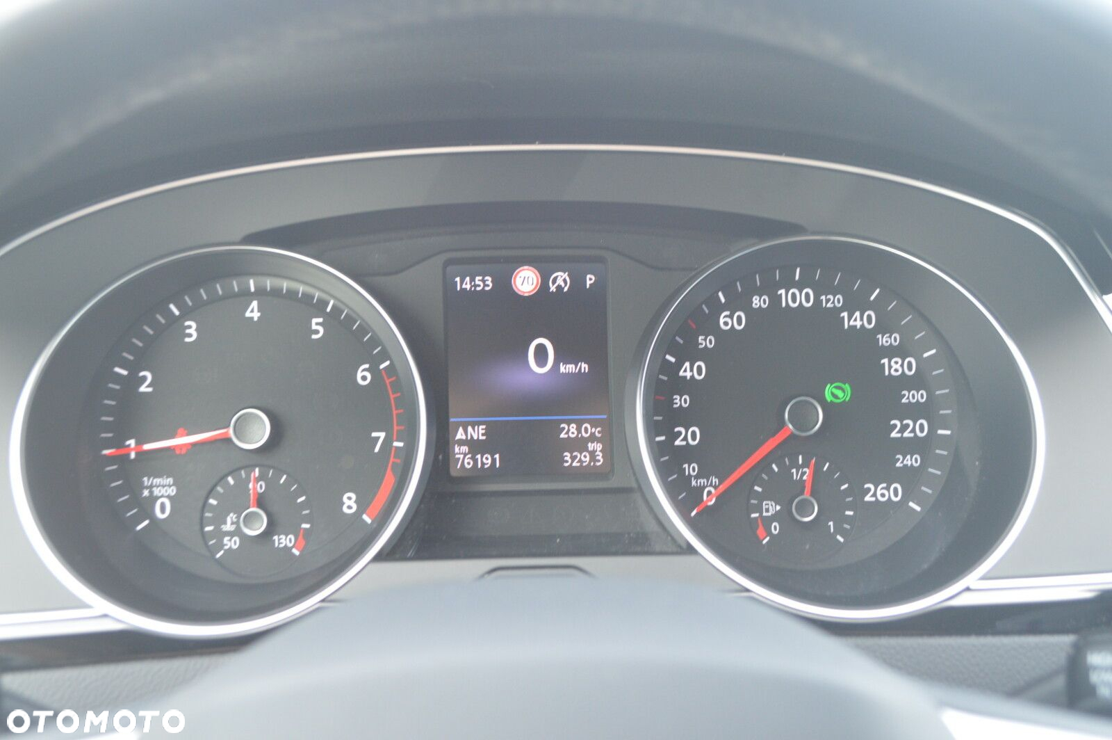 Volkswagen Passat 2.0 TSI Business DSG - 13