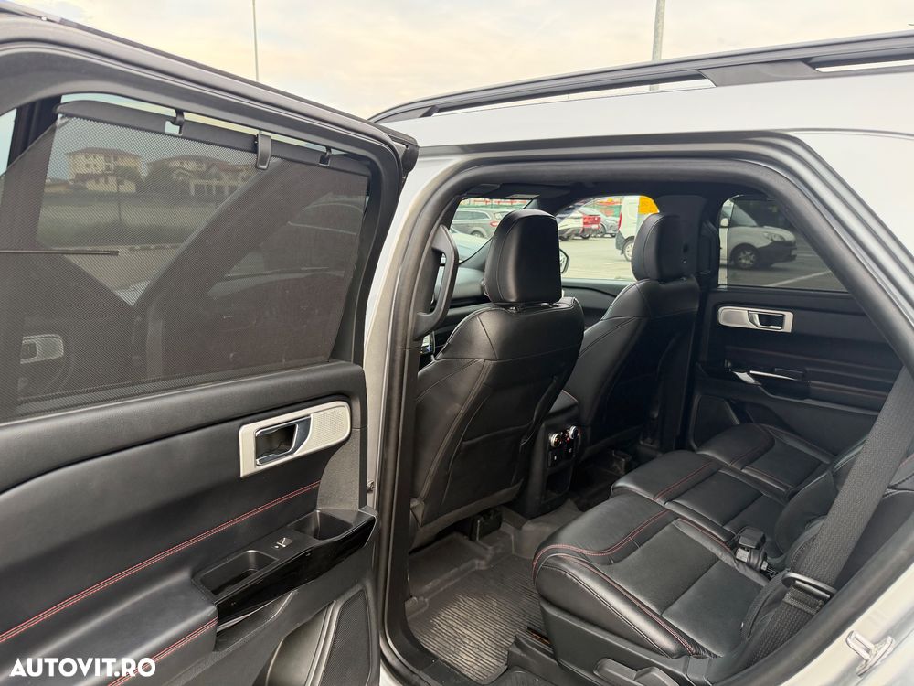 Ford Explorer 3.0 PHEV ST-Line - 25