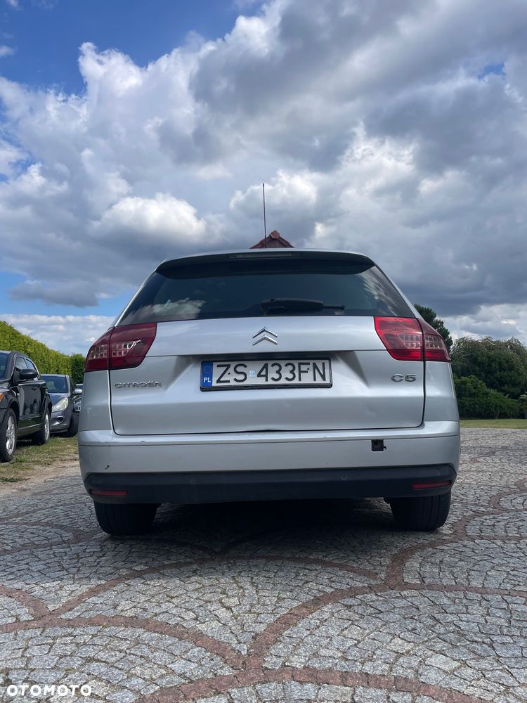 Citroën C5 HDi 110 Style - 10