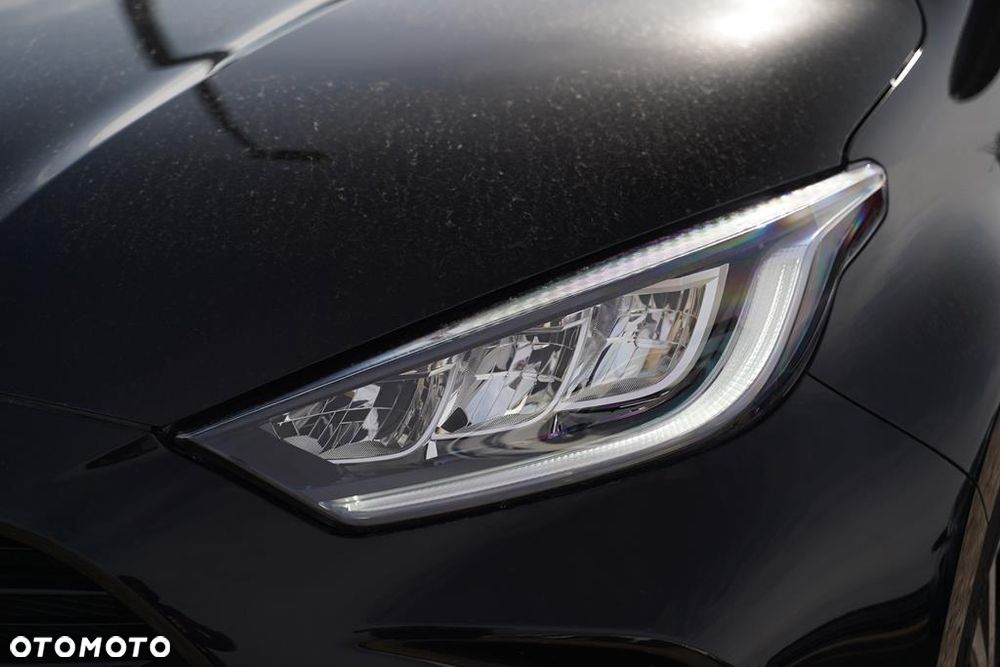 Toyota Yaris Hybrid 1.5 Style - 27