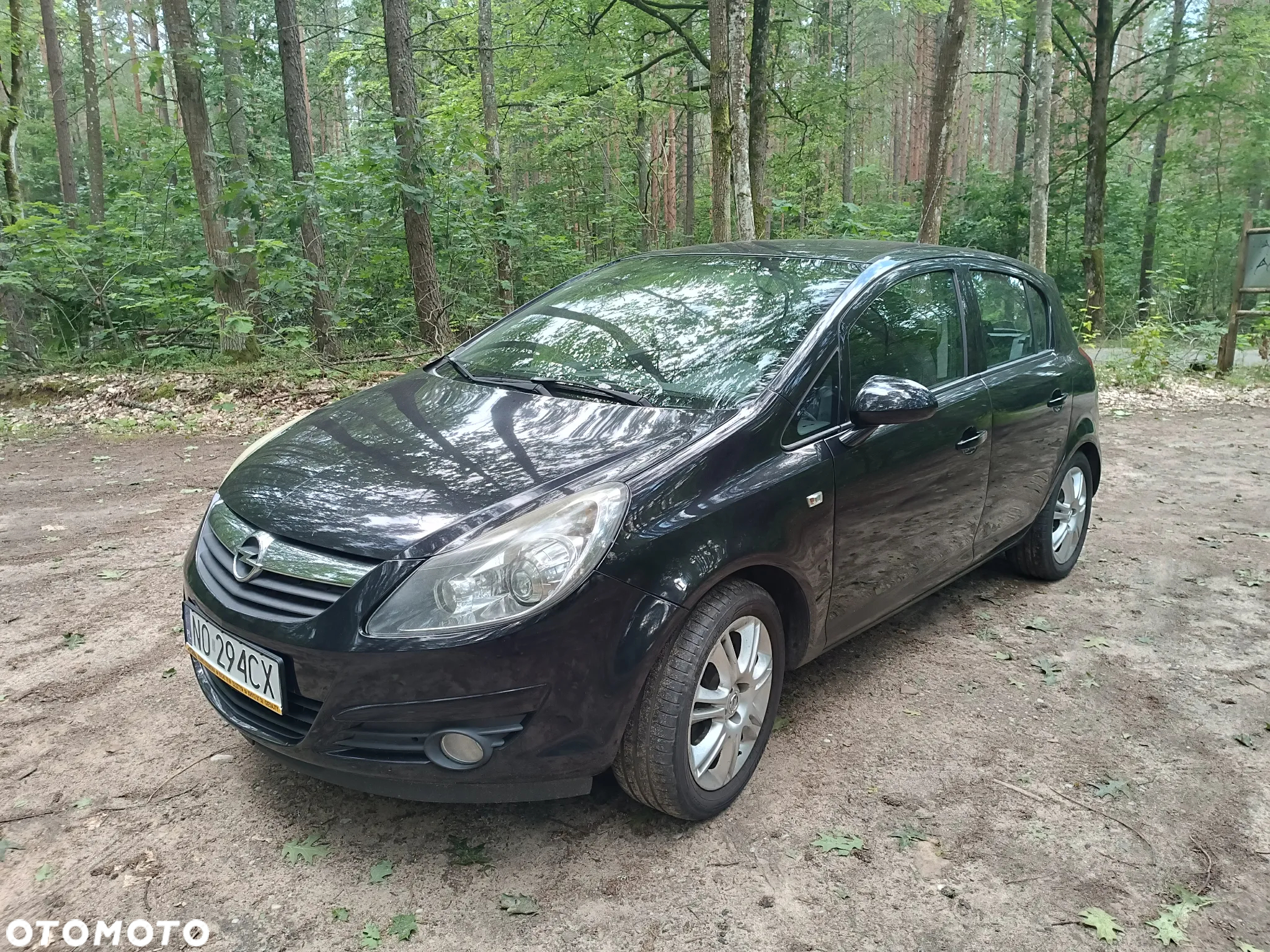Opel Corsa 1.2 16V Essentia - 11