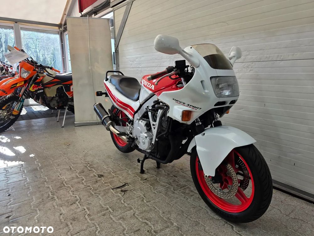 Honda CBR - 20