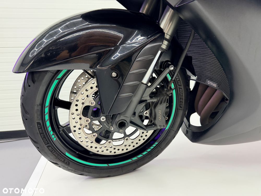Kawasaki GTR - 34