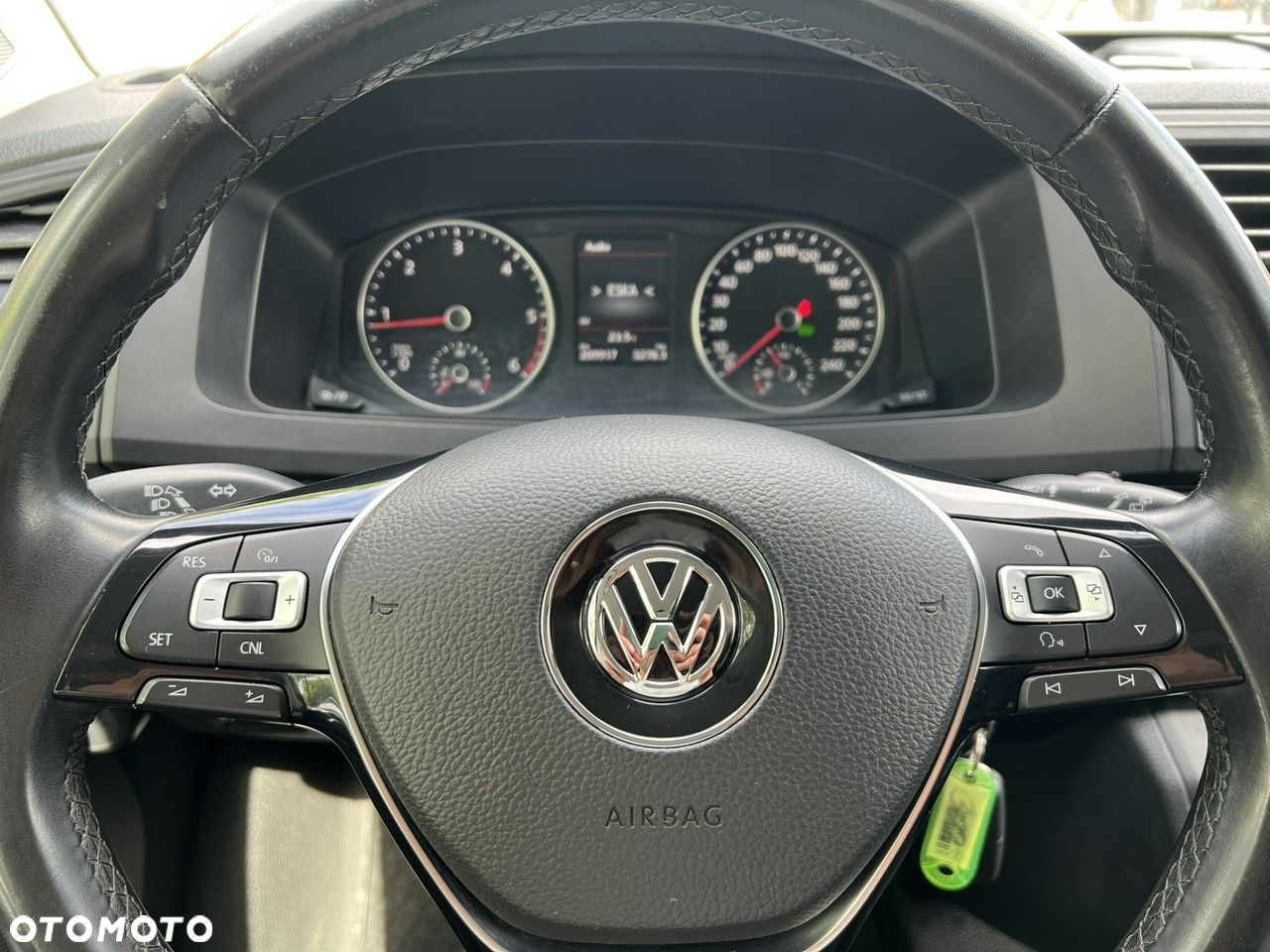 Volkswagen Caravelle 2.0 TDI L2 Highline DSG - 21