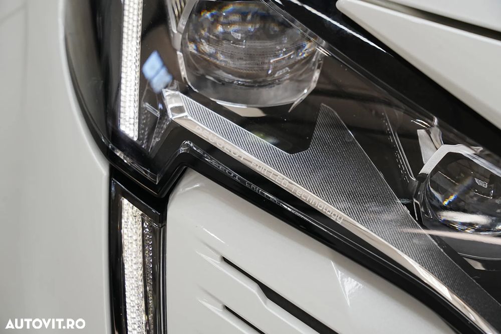 Peugeot 3008 PHEV EAT8 GT Pack - 32