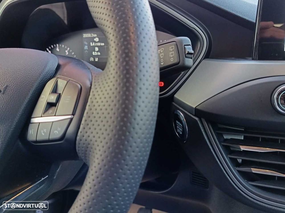 Ford Focus 1.0 EcoBoost MHEV ST-Line - 19