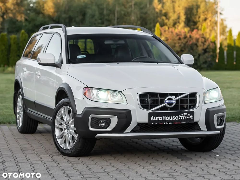 Volvo XC 70 D5 AWD Kinetic - 1