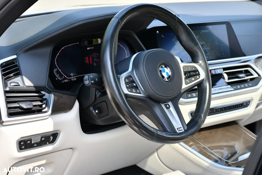 BMW X5 xDrive45e - 33