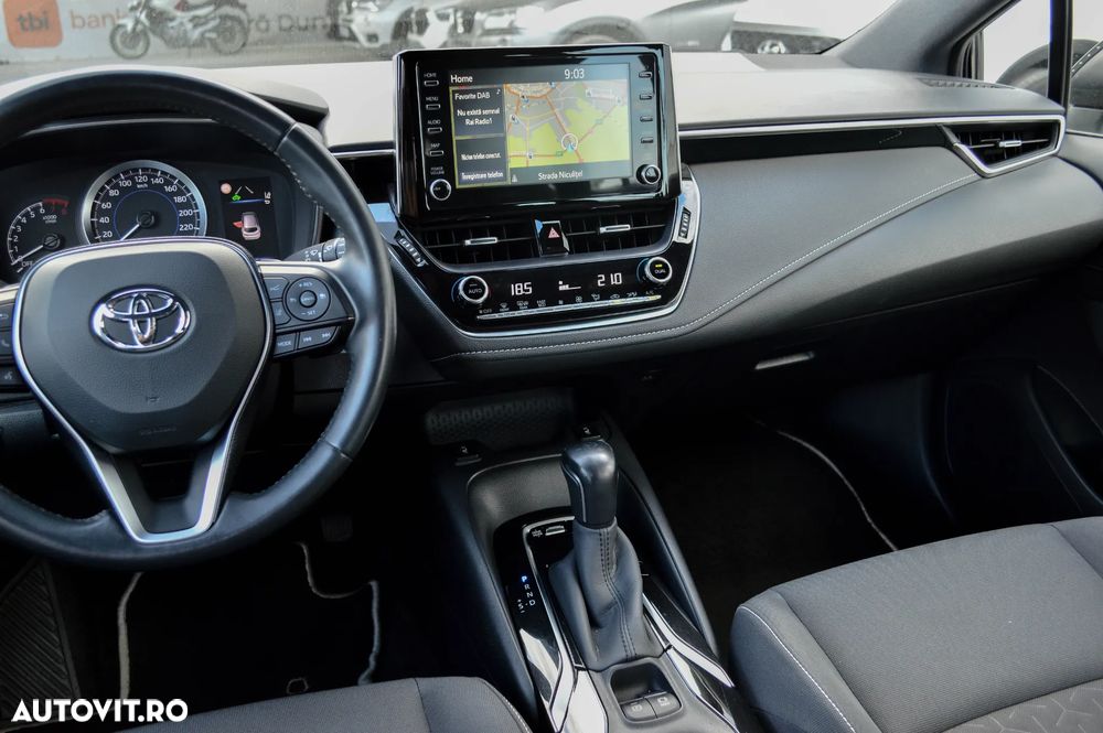 Toyota Corolla 2.0 Business Edition - 31
