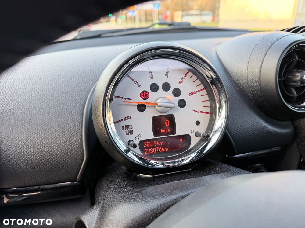 MINI Countryman - 28