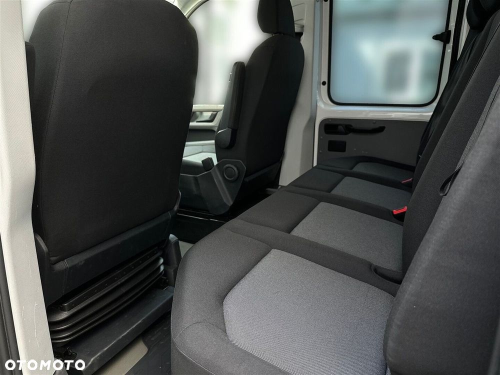 Volkswagen Crafter 35 Podwójna kabina - 15