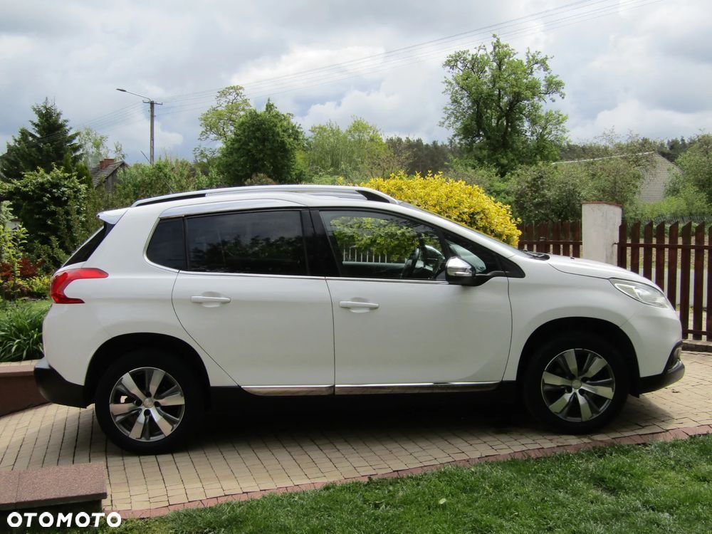 Peugeot 2008 1.2 Pure Tech Allure S&S EAT6 - 6
