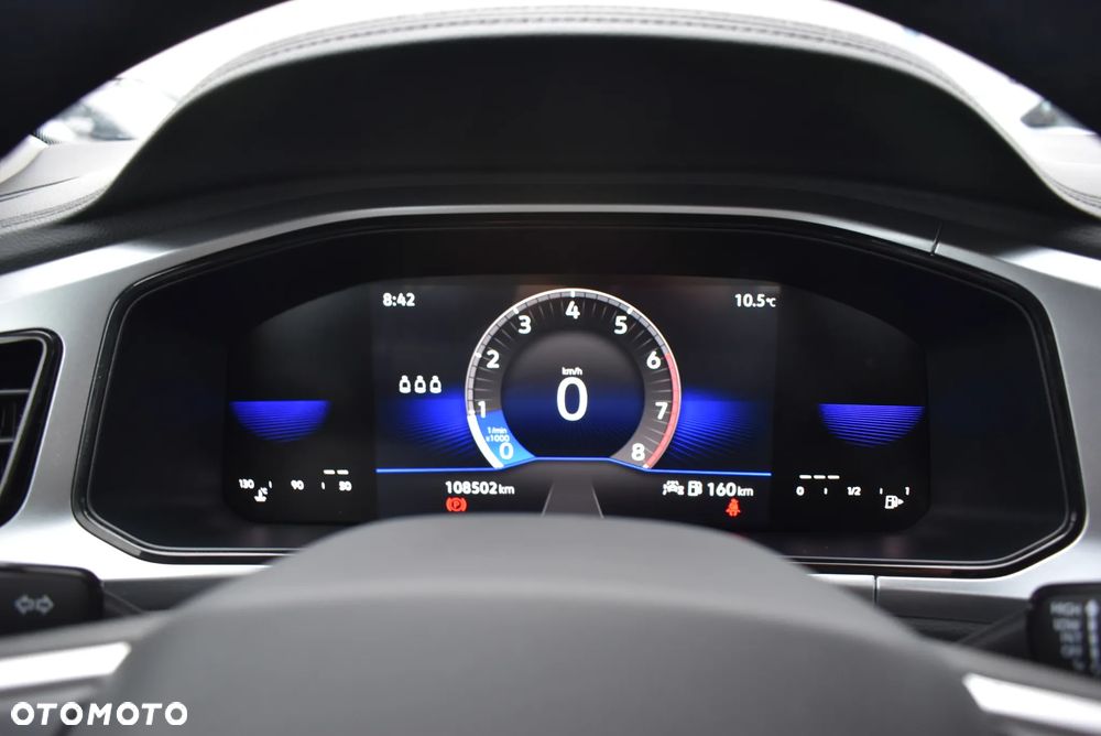 Volkswagen T-Roc 1.5 TSI Life - 27