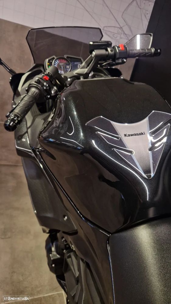 Kawasaki Ninja - 7
