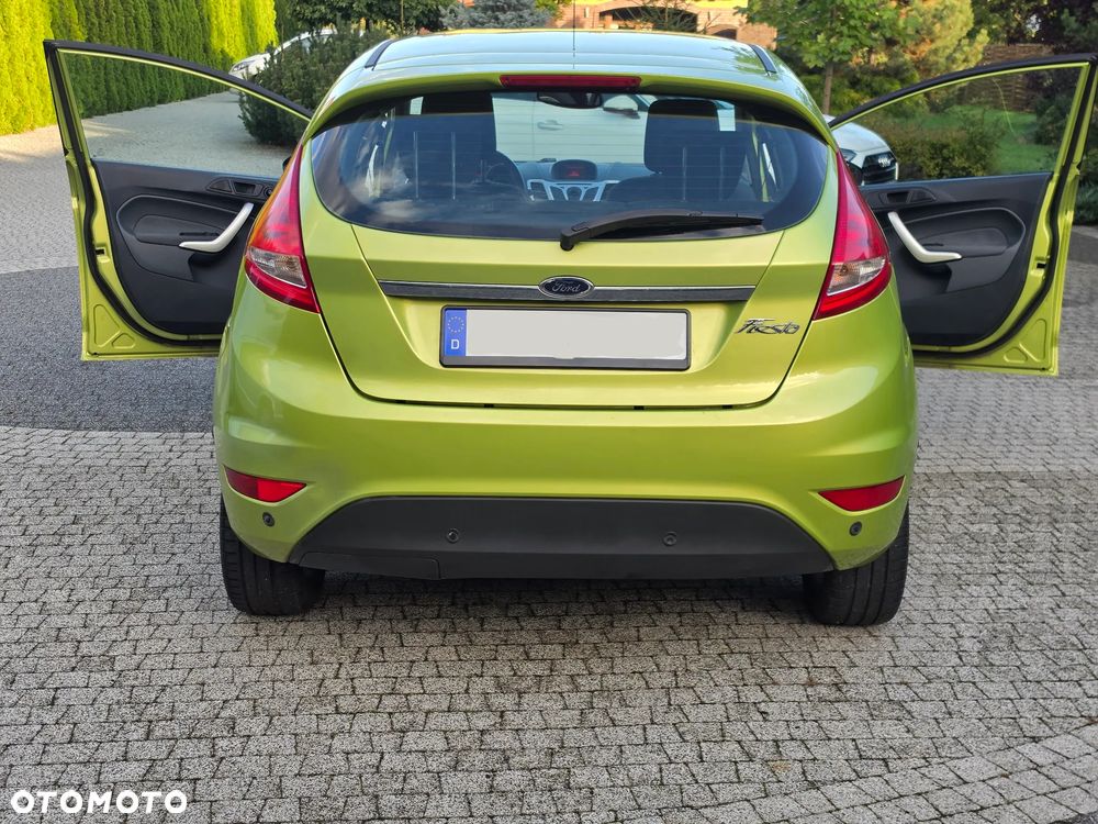 Ford Fiesta 1.25 Titanium - 33