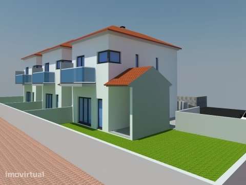 Moradias T3+1 / Garagem / Jardim / Logradouro / Amor / Leiria - Grande imagem: 3/13