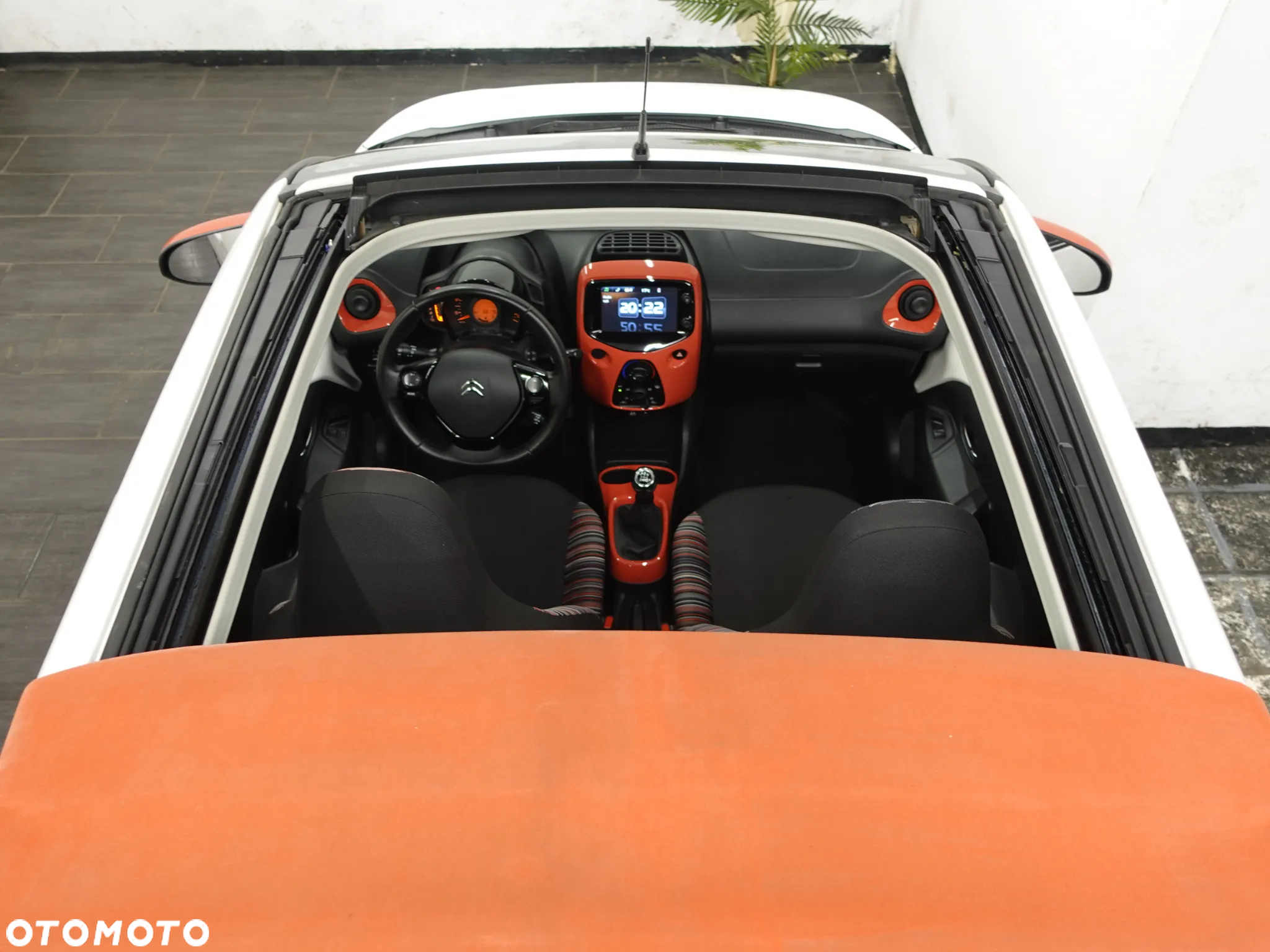 Citroën C1 1.2 Pure Tech Airscape Shine - 27